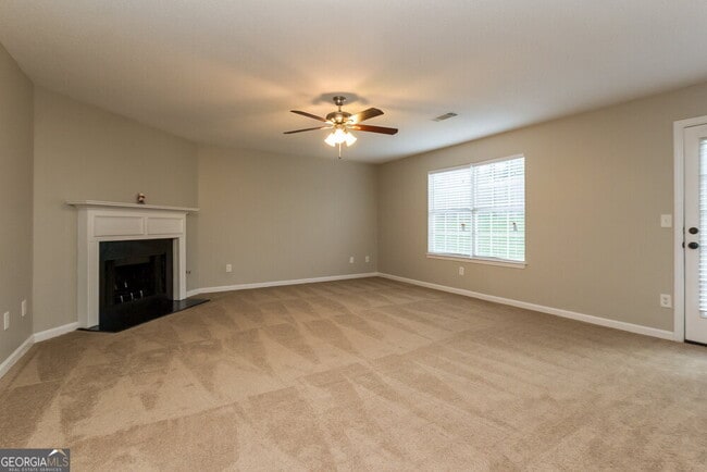 Building Photo - 6973 Foxmoor Way