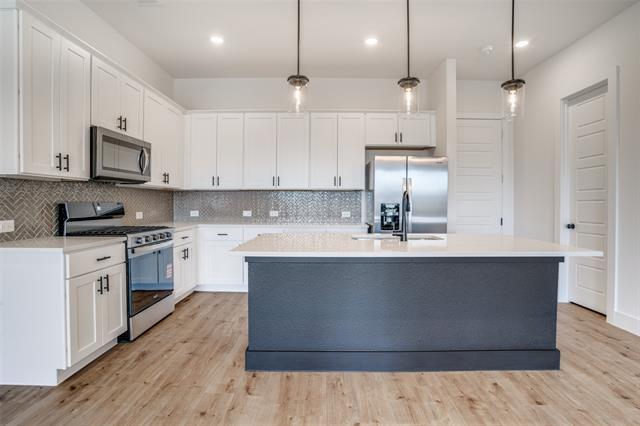 Foto del edificio - 4417 Cave Spgs St