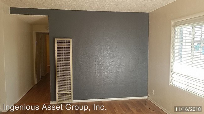 Foto del edificio - 1 br, 1 bath Apartment - 13510 Inglewood Ave.