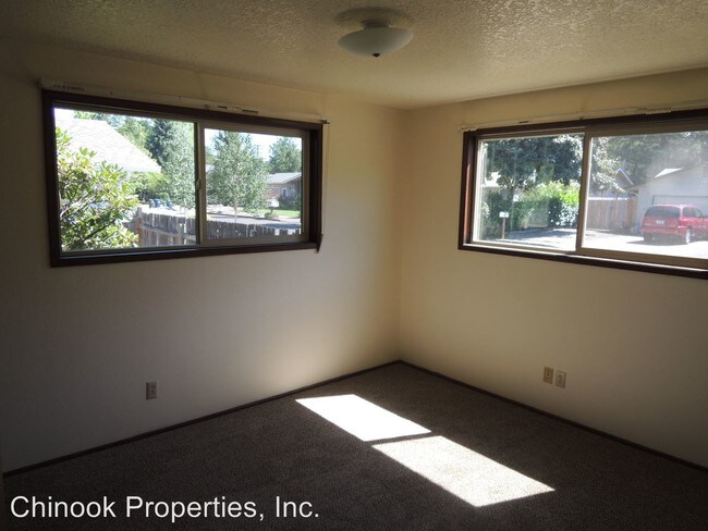 Building Photo - 1775 Linnea Ave