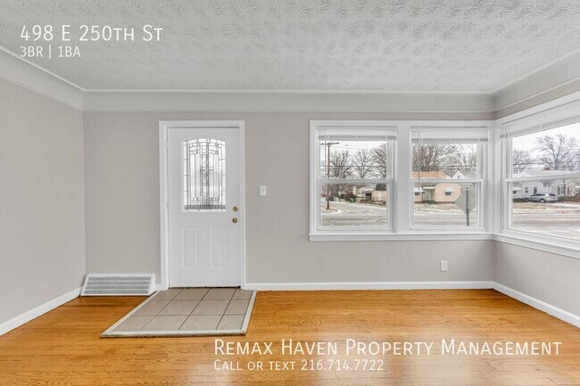Foto del edificio - 498 E 250th St