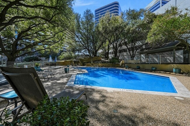 Building Photo - 3883 Turtle Creek Blvd