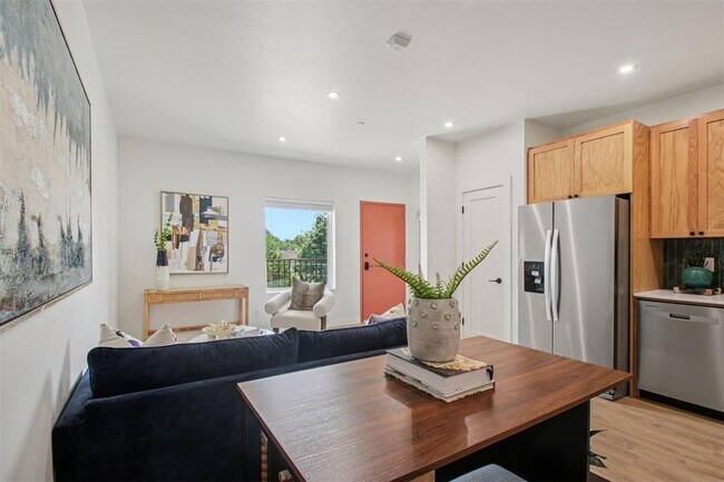 Foto del edificio - 1744 NW 15th St