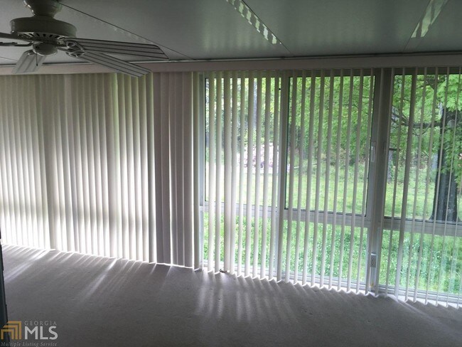 Building Photo - 5500 Milton Pl