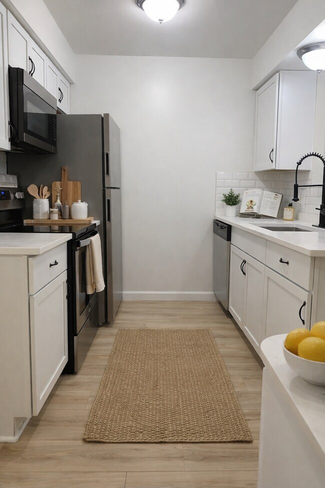 Foto del edificio - All New Luxury Living In Plymouth