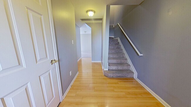 Foto del edificio - Spacious Townhouse