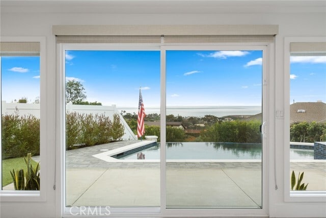 Building Photo - 946 Avenida Presidio