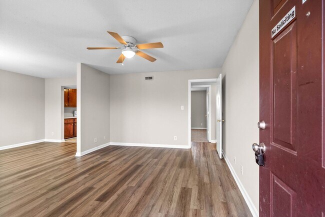 Foto del edificio - Northeast Dr -3884