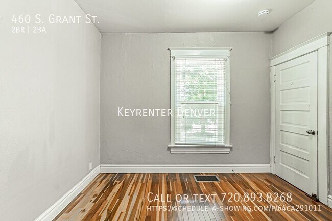 Building Photo - Charming 2-Bedroom Duplex with Private Yar...