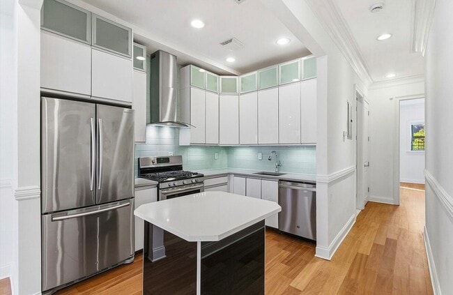 Foto del edificio - 312 W 138th St