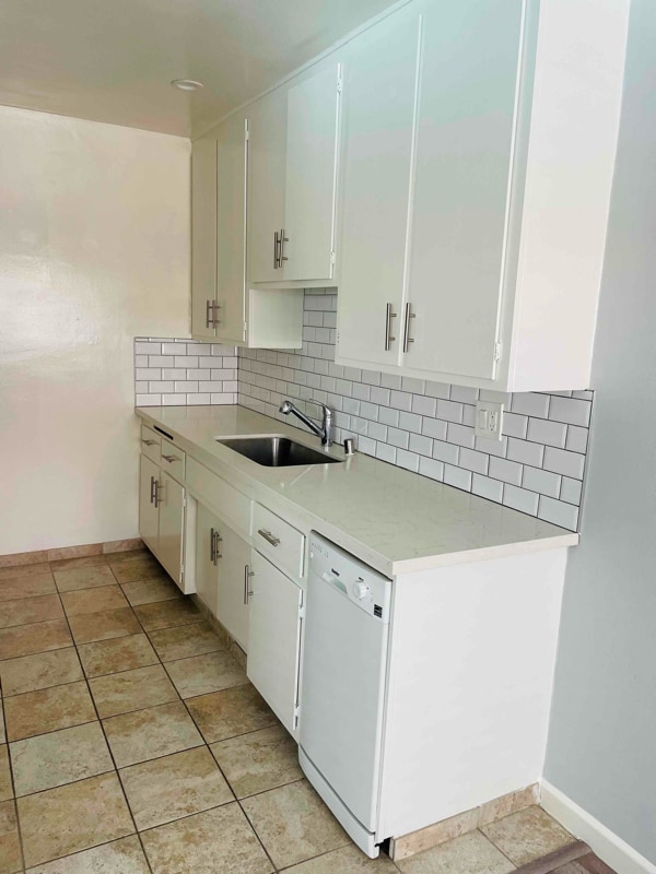 Photo - 2020 Preuss Rd Apartment