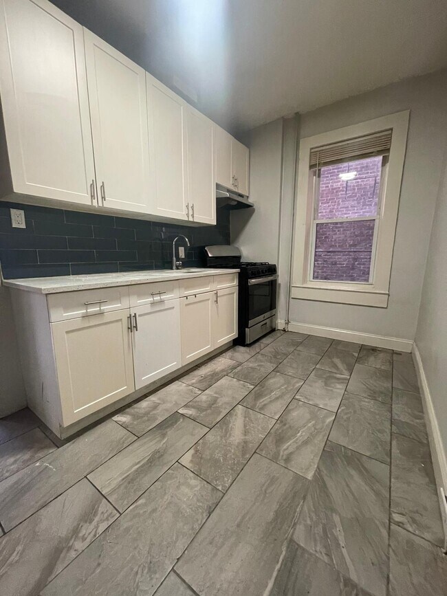 238 Fowler Ave Unit 4, Jersey City, NJ 07305 Apartments in Jersey