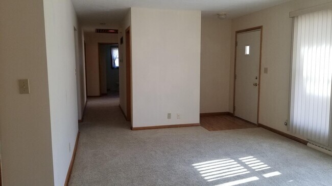 Foto del edificio - 1971 Bryn Mawr Dr