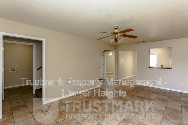 Building Photo - 3805 Wind Ct