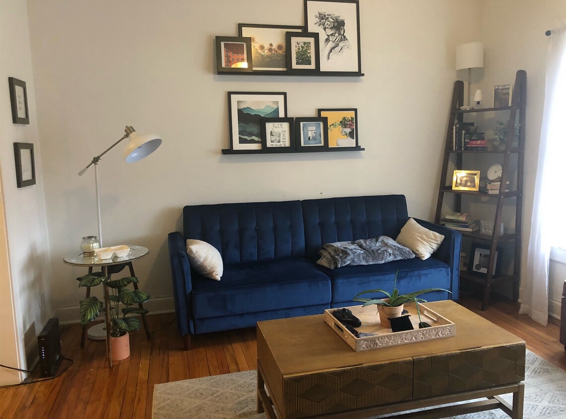 Foto principal - 2339 N Sacramento Ave