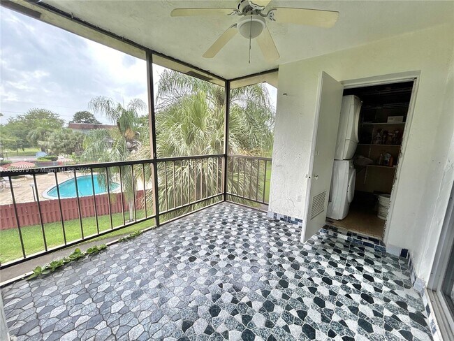 Foto del edificio - 7480 NW 17th St