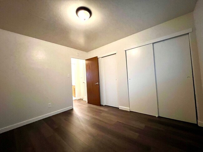 Foto del edificio - B STREET #B