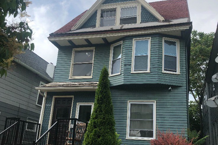 Primary Photo - 380 Breckenridge St