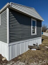 Building Photo - 10 F St