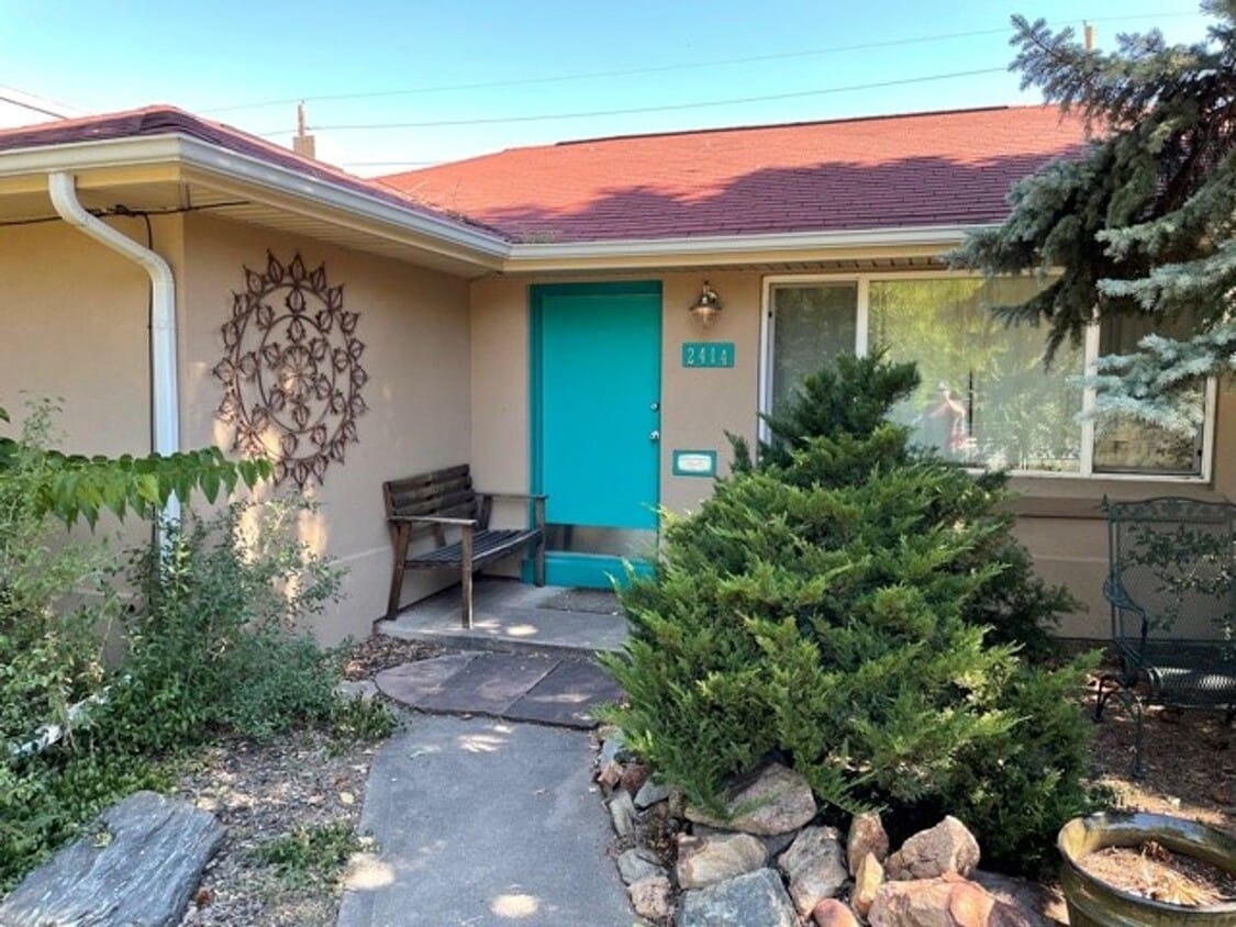 Denver Three Bedroom House Two Blocks From City Park - Denver Three Bedroom House Two Blocks From City Park