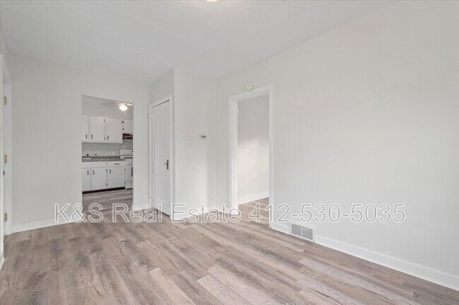 Foto del edificio - 1221 Prospect Ave