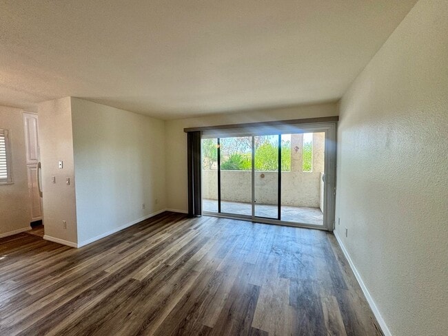 Building Photo - 17607 Pomerado Rd