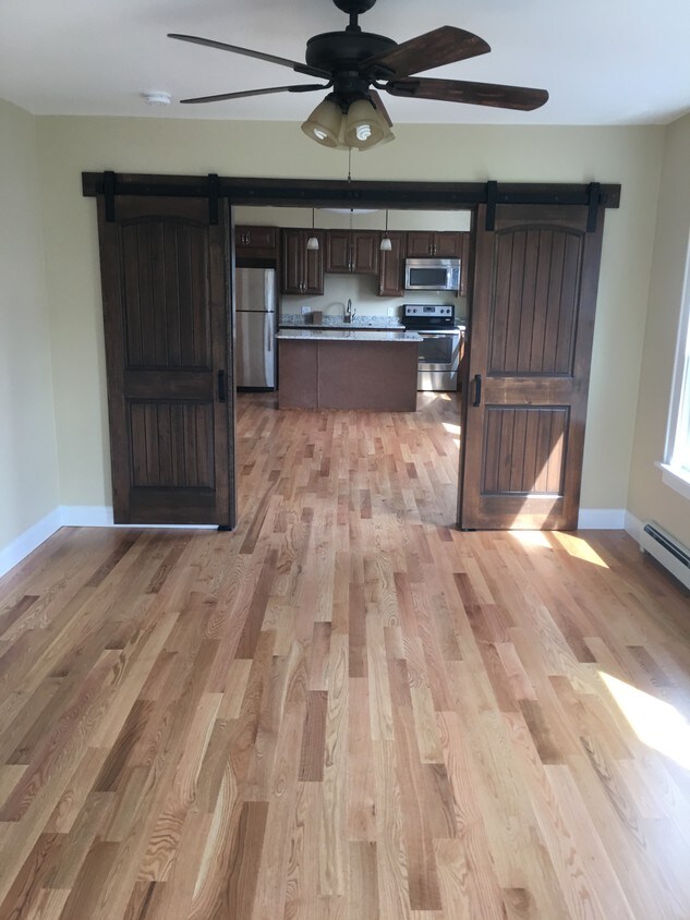 Foto principal - 902 Tulip St
