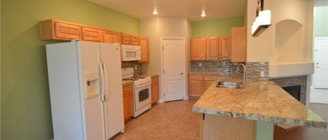 Foto del edificio - 2290 Bull Lake Dr