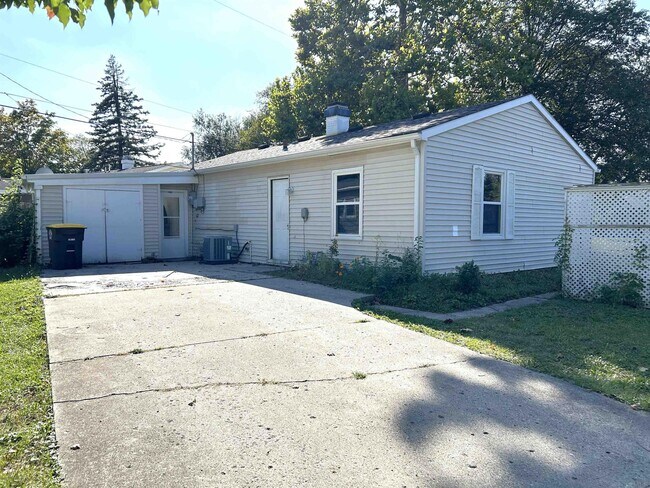 Foto del edificio - 5328 N Stony Run Ln