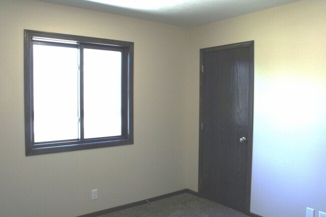 Foto del edificio - Stunning Brand New Construction Home – 4 B...