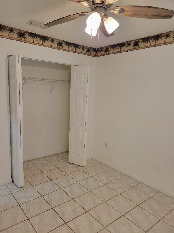 Foto del edificio - 1230 4 Mile Rd