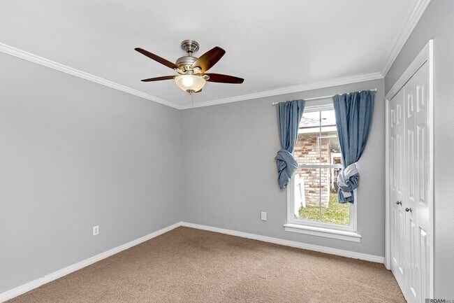 Foto del edificio - 1336 Bullrush Dr