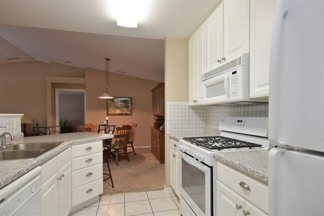 Foto del edificio - 9735 Wildwood Ct