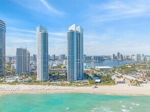 Building Photo - 18201 Collins Ave