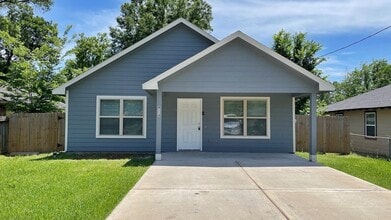 Building Photo - 8114 Record St