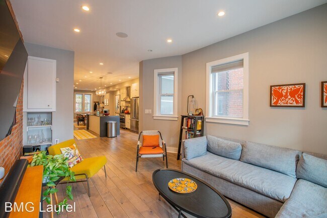 Foto del edificio - 3 br, 2.5 bath House - 1224 Euclid St NW (#1)