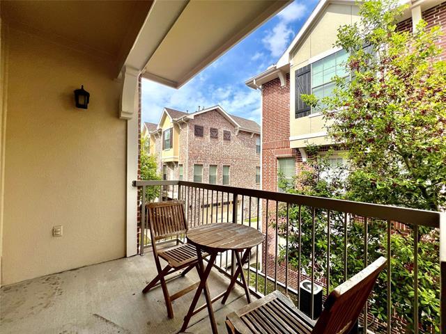 Building Photo - 2106 Azure Pointe