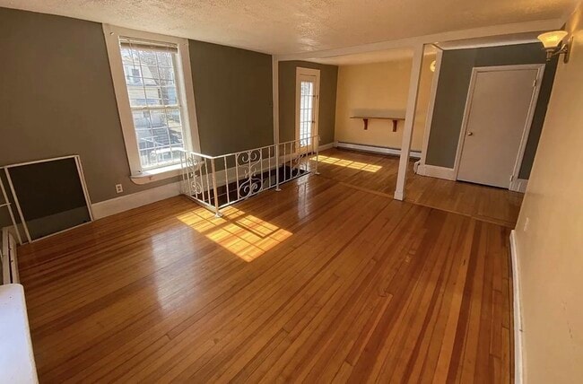 Building Photo - 98 Jaques St