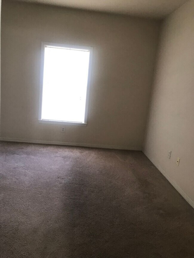 Foto del edificio - 3751 Conroy Rd