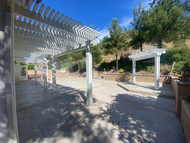 Building Photo - Single Story in Greer Ranch