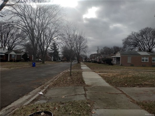 Foto del edificio - 12045 Ashton Ave