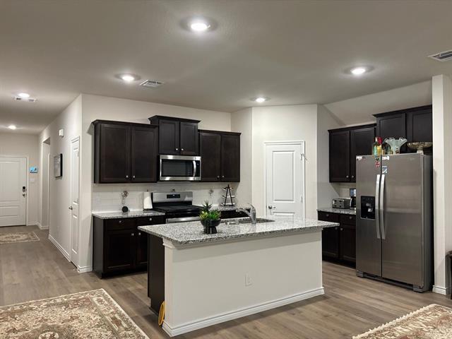 Foto del edificio - 1004 Tall Grass Dr