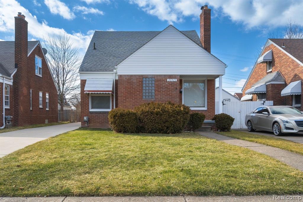 Primary Photo - 20923 Redmond Ave