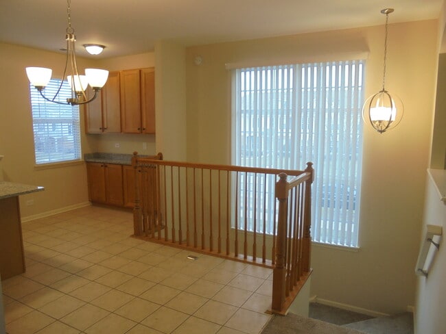 Building Photo - 4234 Savoy Ln