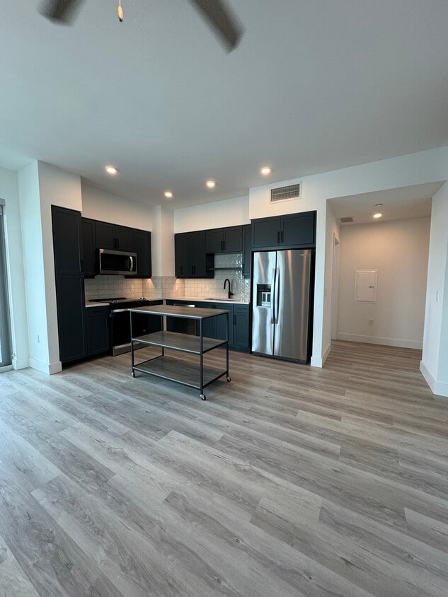 Foto principal - 47 NW 30th St