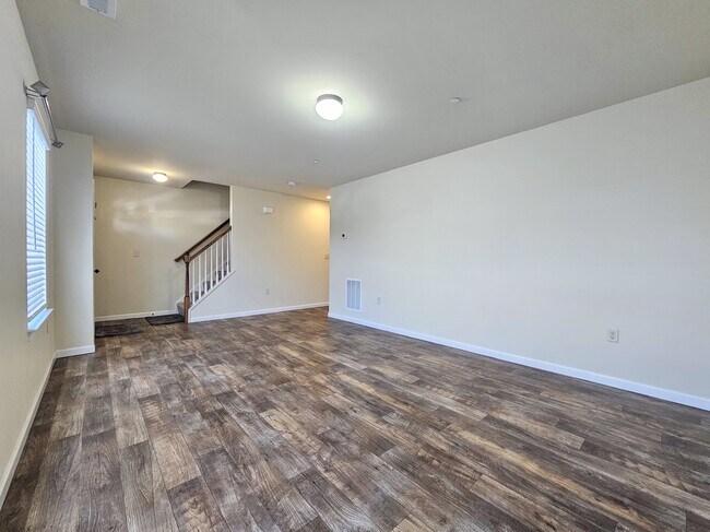 Foto del edificio - 625 Byler Cir