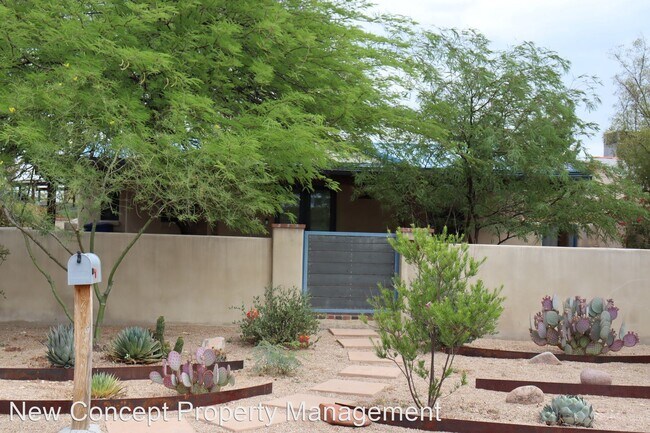 Building Photo - 2 br, 2 bath House - 2611 E Helen St
