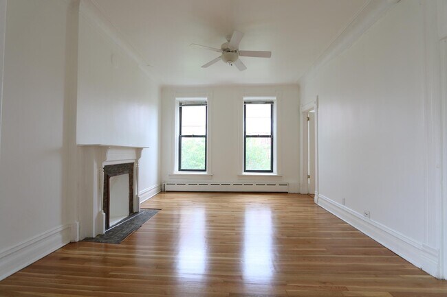 Building Photo - 1339 W Taylor St