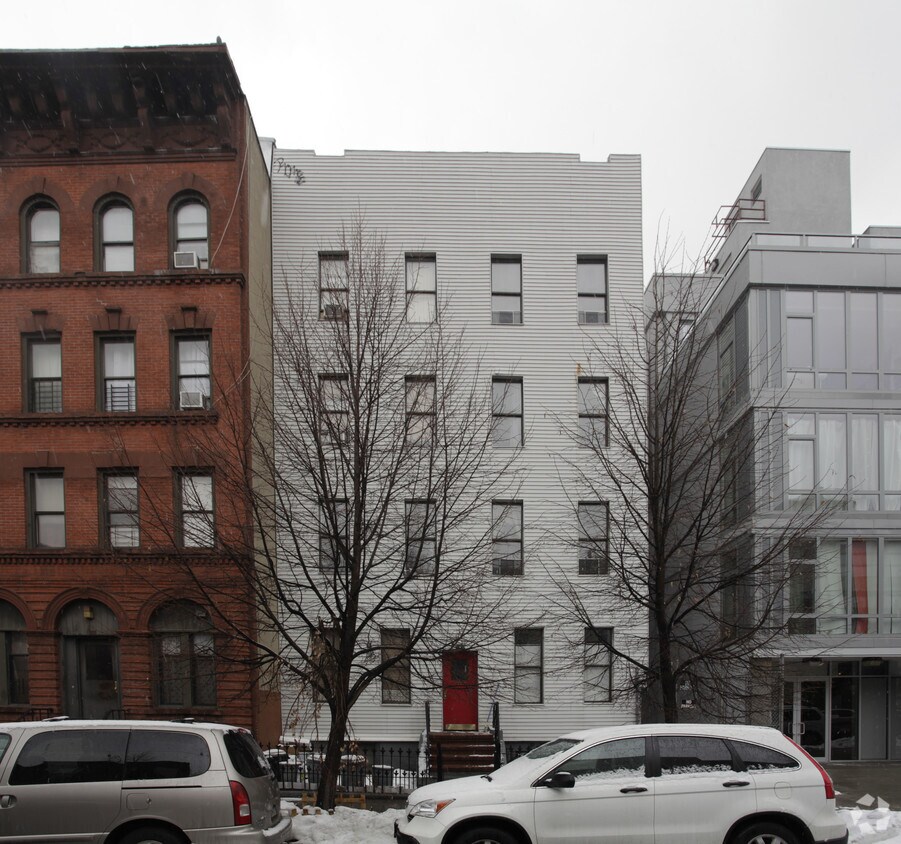 Foto del edificio - 131 Huron St