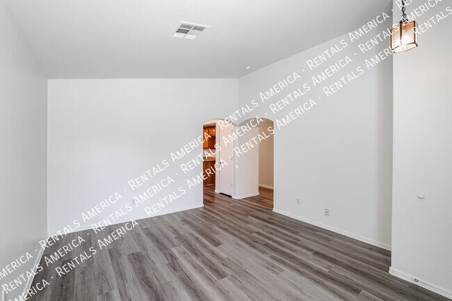 Foto del edificio - 22216 W Hadley St